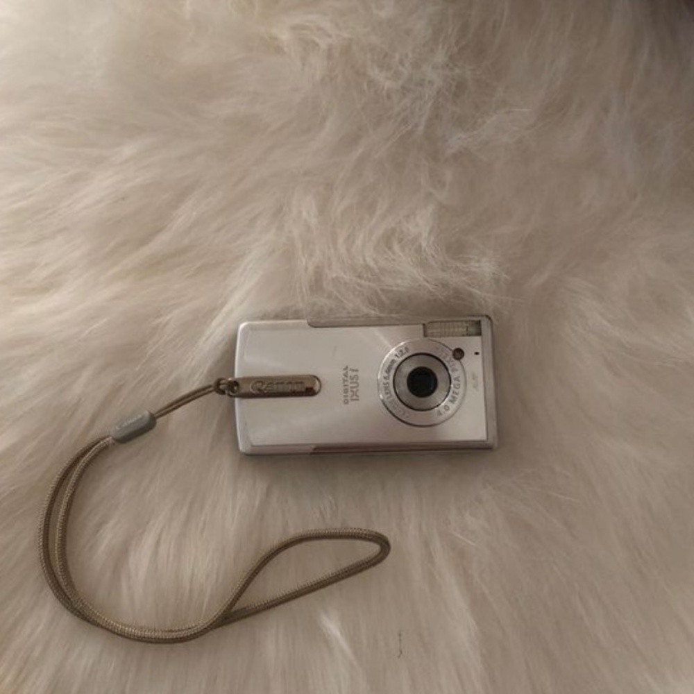 CANON digital camera - Picture 4 of 4